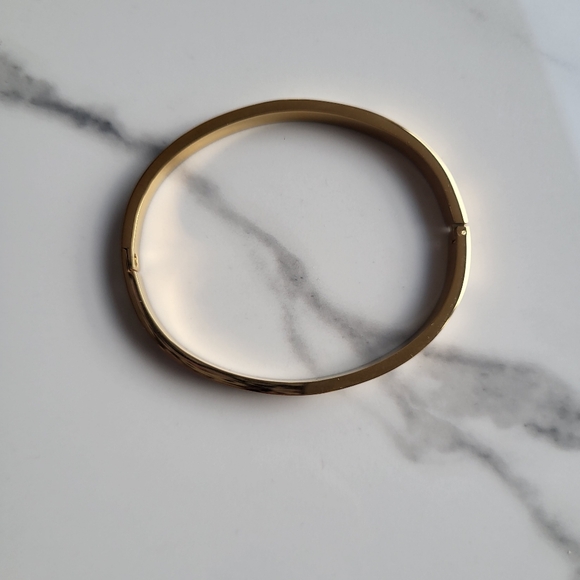 18K Gold Plated Diamond Square Cuff bracelet Jewelry Hypoallergenic Gift - Picture 4 of 8